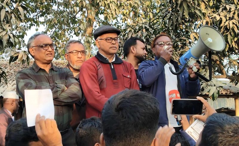 নিয়ামতপুরে ধানের শীষ প্রার্থীর পক্ষে মিছিল ও প্রচারণা